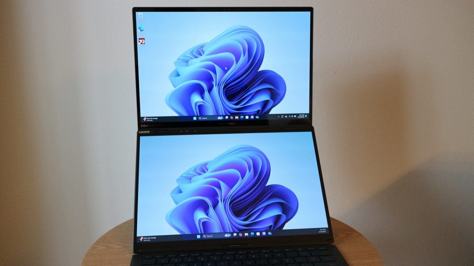 ASUS Zenbook Duo (2025) Review: Shape Shifter - Hypertext